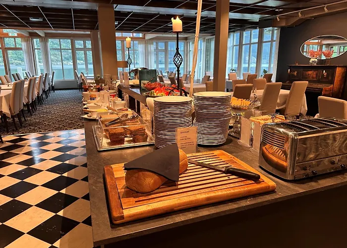 Hofslund 아파트 송달